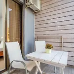 Apartament Yianna *