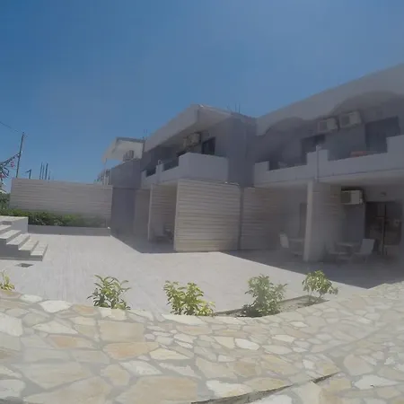 Yianna Daire Faliraki