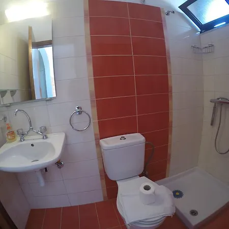 Yianna Apartment *