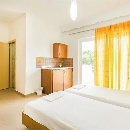 Yianna Apartment Faliraki